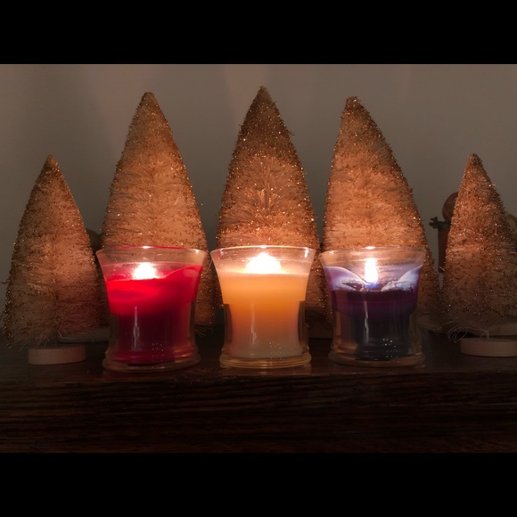 3 Christmas Candles white red green used - Picture 2 of 3